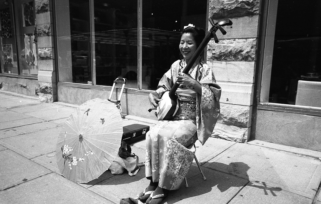 Acros 100