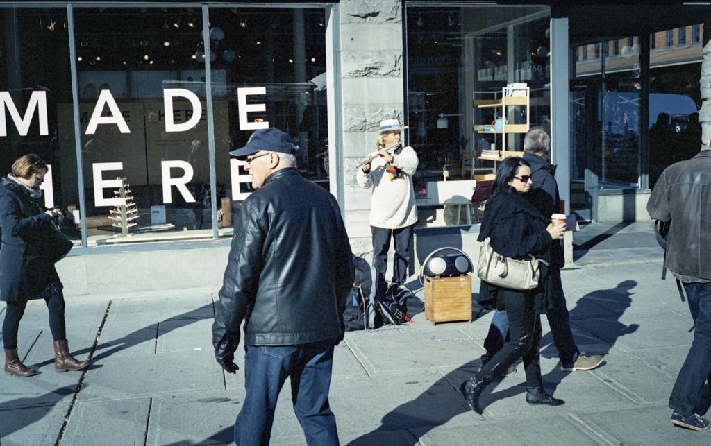 mmn_scan_KodakPortra400NC_2522_1024