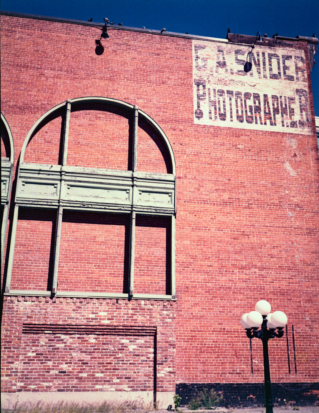 mmn_scan_KodakPortra400NC_2545_1024