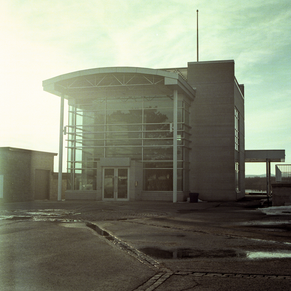 mmn_scan_Fuji400H_3298_1024